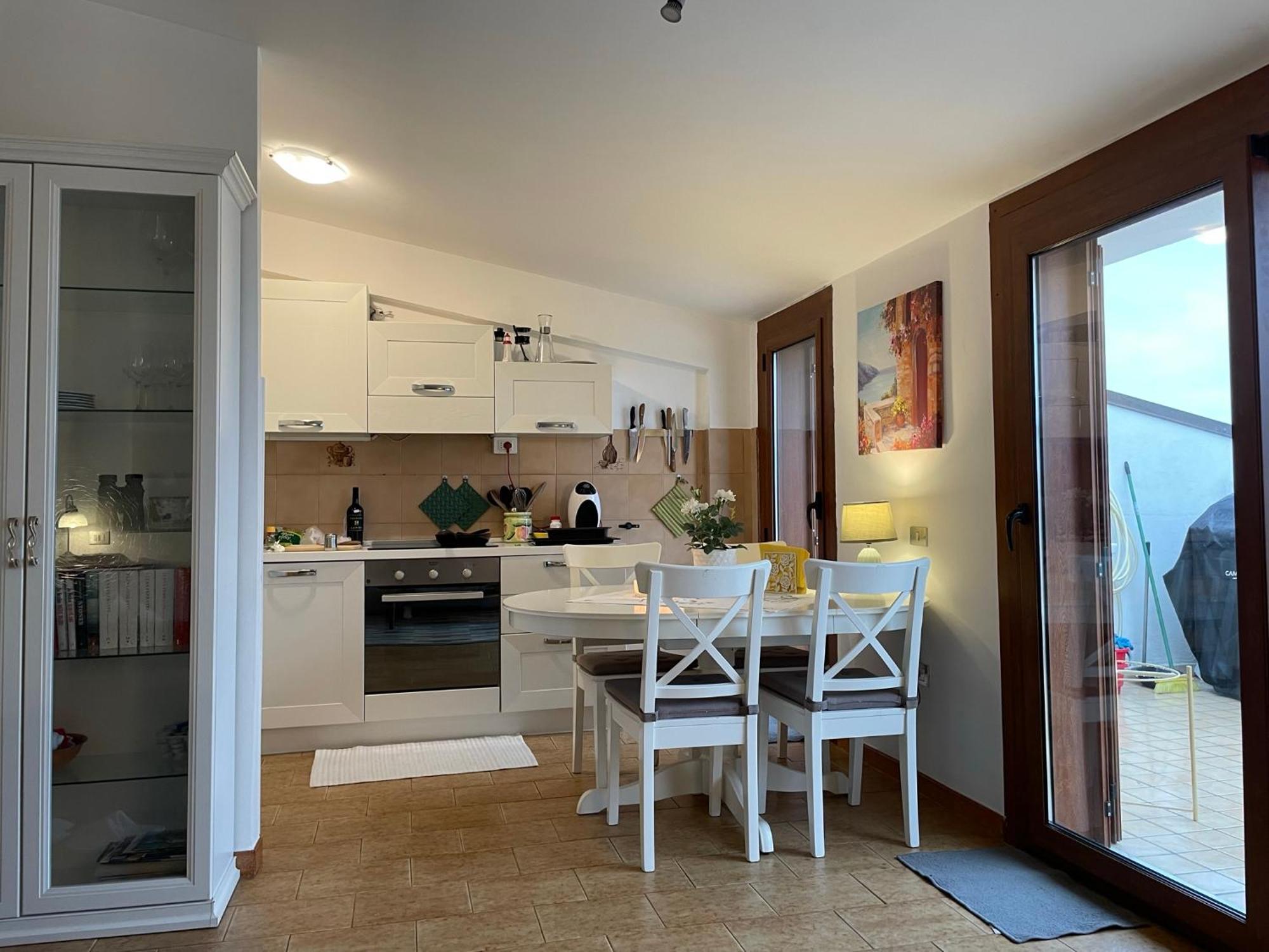 Apartment With Sea View โตรเปอา ภายนอก รูปภาพ