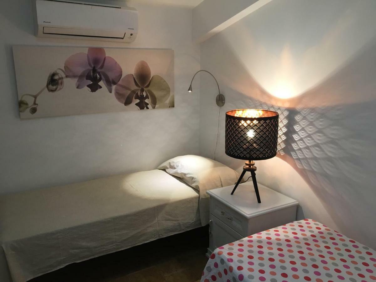 Apartment With Sea View โตรเปอา ภายนอก รูปภาพ